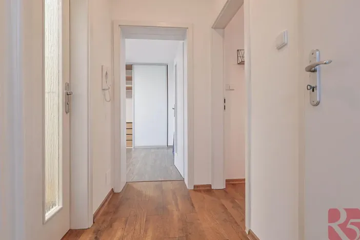 Pronájem bytu 4+1, Praha - Žižkov, Na Jarově, 122 m2