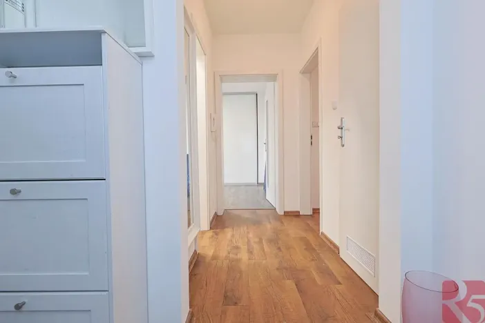 Pronájem bytu 4+1, Praha - Žižkov, Na Jarově, 122 m2