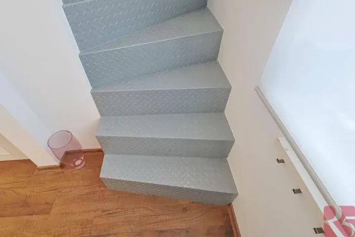 Pronájem bytu 4+1, Praha - Žižkov, Na Jarově, 122 m2