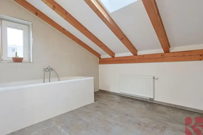 Pronájem bytu 4+1, Praha - Žižkov, Na Jarově, 122 m2