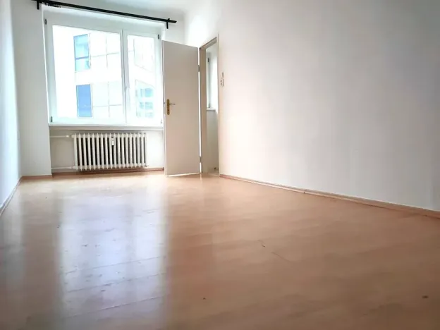 Pronájem bytu 1+1, Praha - Nusle, Lomnického, 43 m2