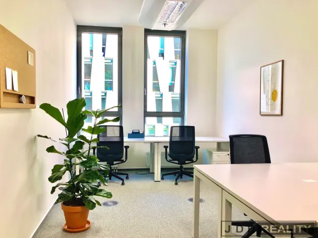 Pronájem kanceláře, Praha - Karlín, Karolinská, 60 m2