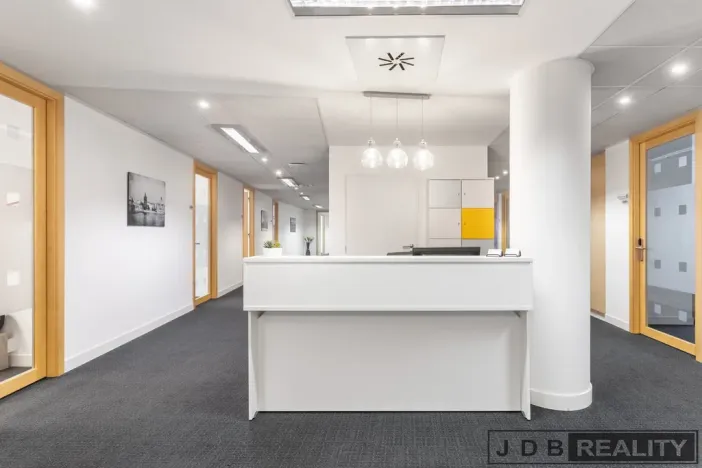 Pronájem kanceláře, Praha - Smíchov, Nádražní, 30 m2