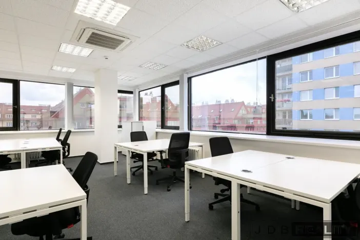 Pronájem kanceláře, Praha - Holešovice, Dělnická, 60 m2