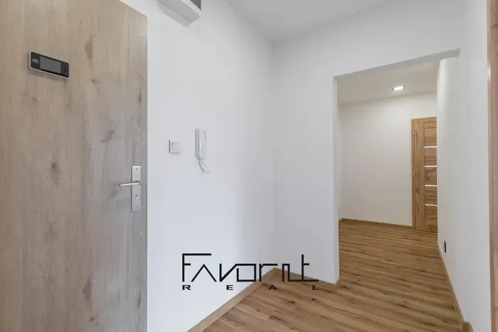 Prodej bytu 3+1, Ostrava, Zimmlerova, 65 m2