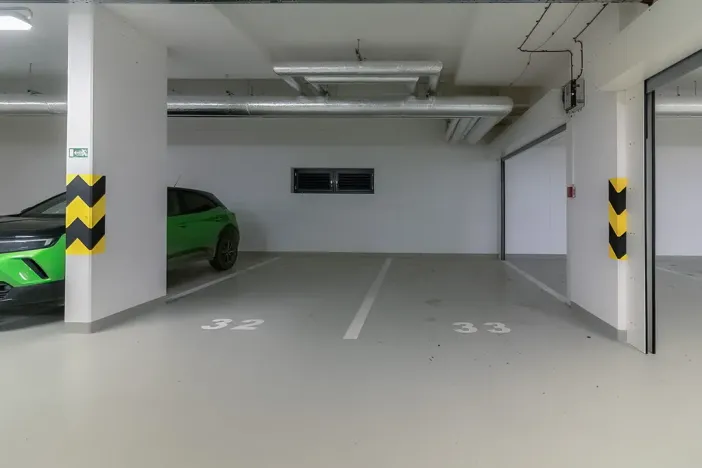 Pronájem bytu 1+kk, Praha - Hlubočepy, Fabiánové, 31 m2