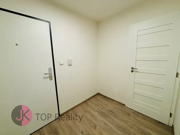 Pronájem bytu 2+kk, Velké Popovice, V parku, 59 m2