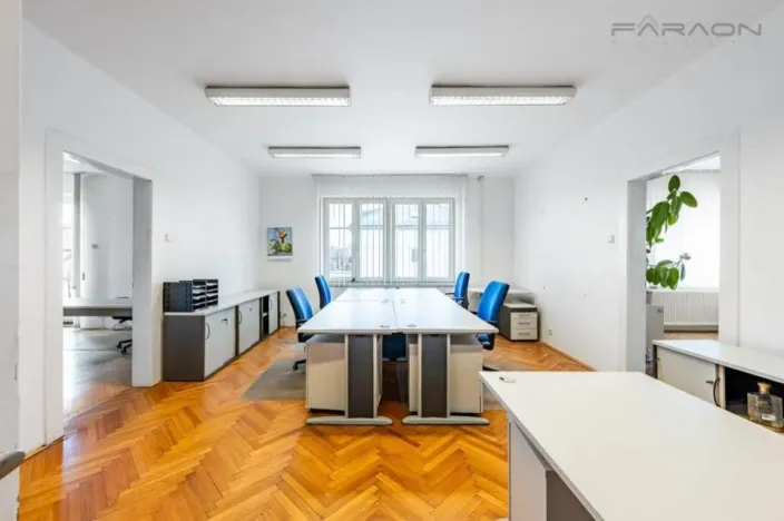 Pronájem skladu, Mladá Boleslav - Mladá Boleslav II, 450 m2