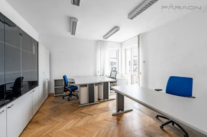 Pronájem kanceláře, Mladá Boleslav - Mladá Boleslav II, 450 m2