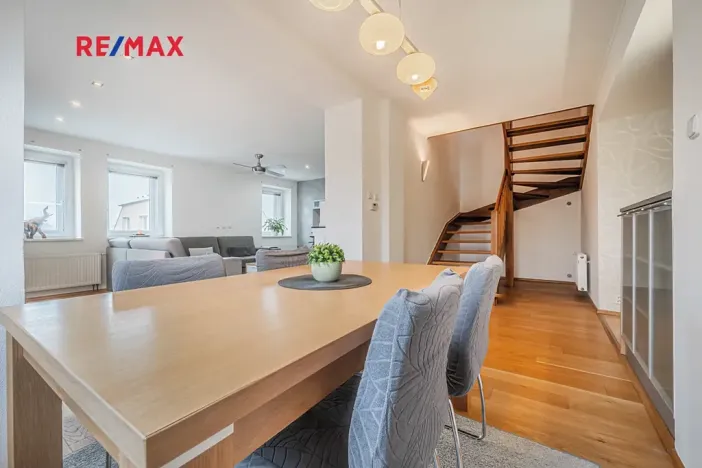 Prodej rodinného domu, Kosmonosy, Stakorská, 165 m2