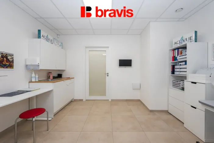 Prodej obchodního prostoru, Rousínov, Sušilovo náměstí, 99 m2