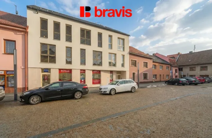 Prodej obchodního prostoru, Rousínov, Sušilovo náměstí, 99 m2