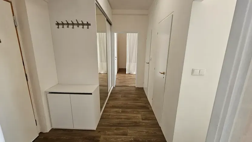 Pronájem bytu 2+1, Praha - Veleslavín, Čílova, 54 m2