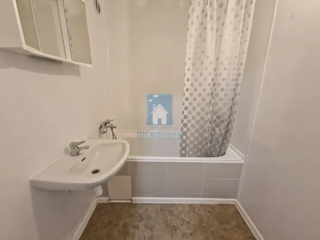 Pronájem bytu 3+1, Praha, Výletní, 82 m2