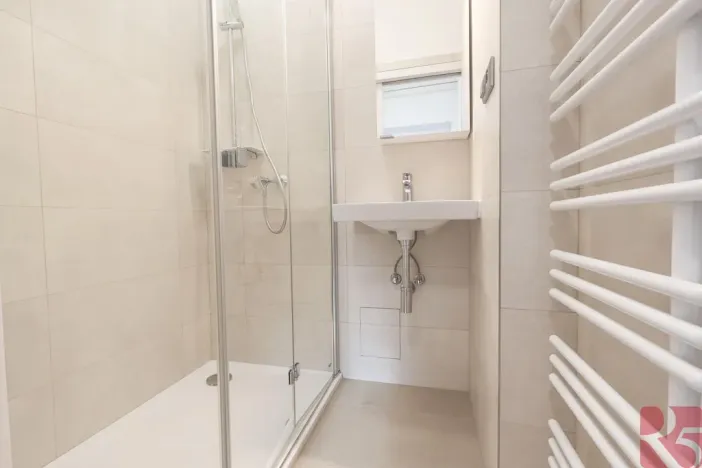 Pronájem bytu 3+kk, Praha - Žižkov, Na Jarově, 63 m2