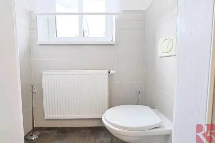 Pronájem bytu 3+kk, Praha - Žižkov, Na Jarově, 63 m2