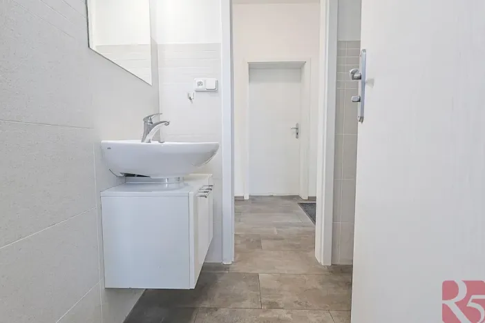 Pronájem bytu 3+kk, Praha - Žižkov, Na Jarově, 63 m2