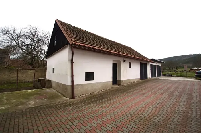 Prodej komerční nemovitosti, Borotice, 282 m2