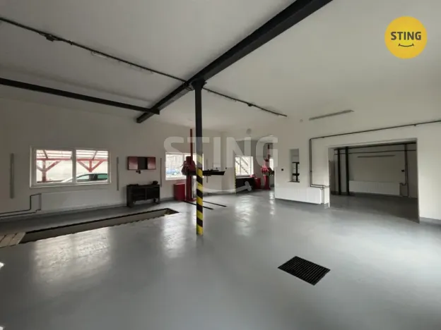 Pronájem výrobních prostor, Krnov, Libušina, 155 m2