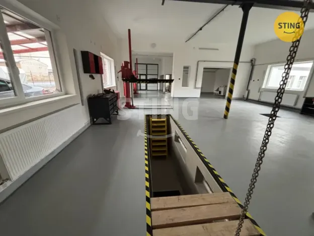 Pronájem výrobních prostor, Krnov, Libušina, 155 m2