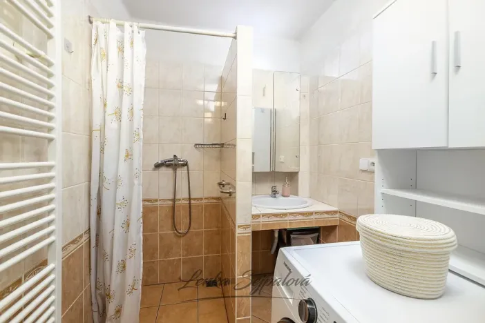 Prodej rodinného domu, Holice - Staré Holice, Staroholická, 76 m2