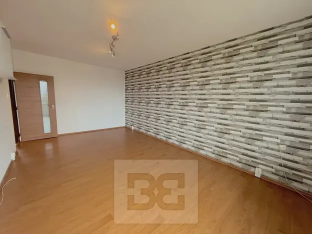 Pronájem bytu 2+1, Jindřichův Hradec, sídliště Vajgar, 62 m2