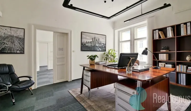 Pronájem kanceláře, Praha, Opletalova, 94 m2