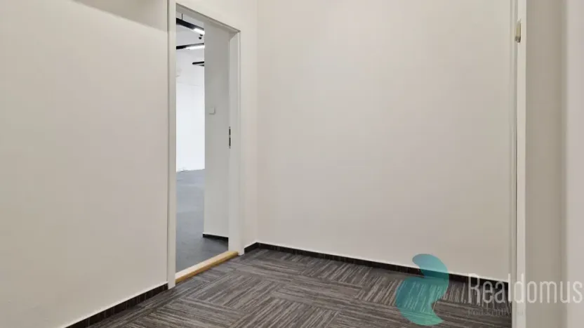 Pronájem kanceláře, Praha, Opletalova, 94 m2