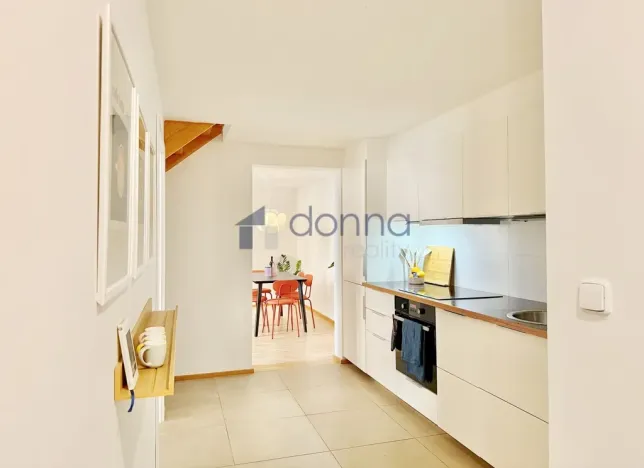 Pronájem bytu 3+1, Praha, Milíčova, 90 m2