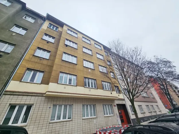 Pronájem bytu 2+kk, Praha - Nusle, Kloboučnická, 51 m2