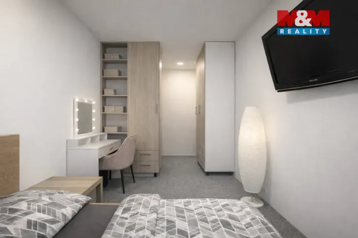 Pronájem bytu 2+kk, Louny, Říční, 36 m2