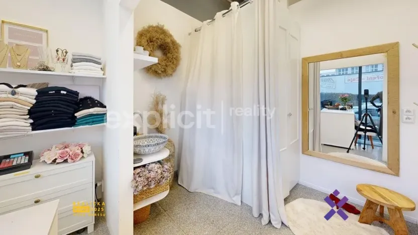 Pronájem obchodního prostoru, Zlín, Kvítková, 38 m2