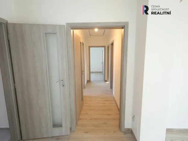 Prodej rodinného domu, Libušín, Nepřímská II, 560 m2
