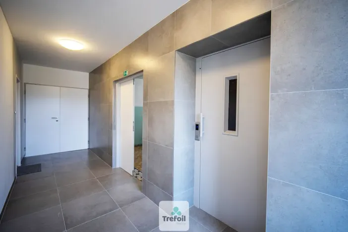 Prodej bytu 1+kk, Trmice, 20 m2