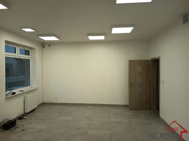 Pronájem obchodního prostoru, Napajedla, Dr. Beneše, 56 m2