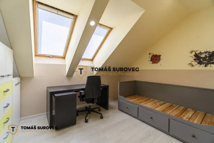 Pronájem pokoje, Hvozdná, Sokolská, 28 m2