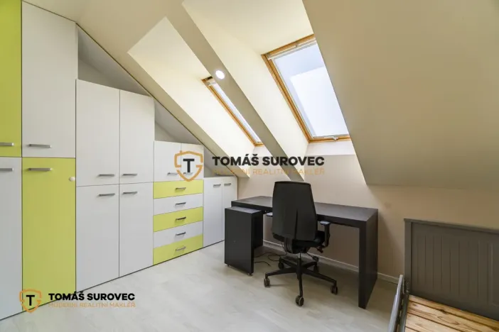 Pronájem pokoje, Hvozdná, Sokolská, 28 m2