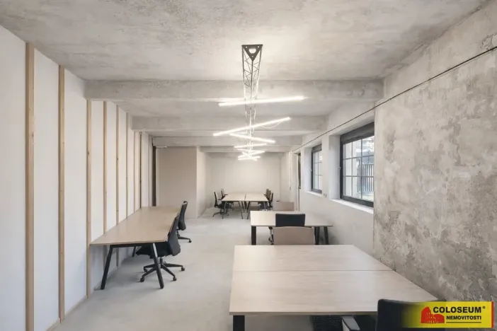 Pronájem kanceláře, Brno - Husovice, 236 m2