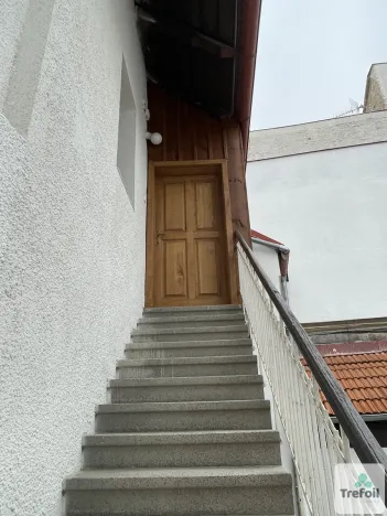 Pronájem bytu 1+1, Mělník, náměstí Míru, 49 m2