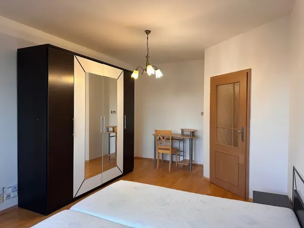 Prodej bytu 2+kk, Praha - Vršovice, Petrohradská, 58 m2