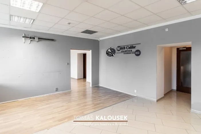 Pronájem kanceláře, Ivančice - Němčice, Ke Karlovu, 164 m2