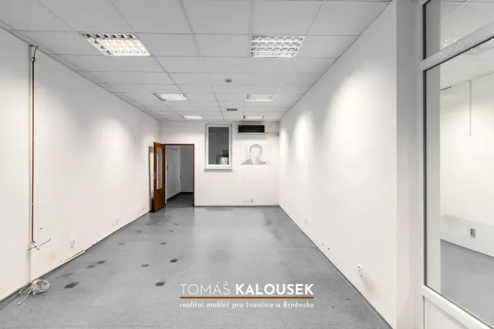 Pronájem kanceláře, Ivančice - Němčice, Ke Karlovu, 164 m2