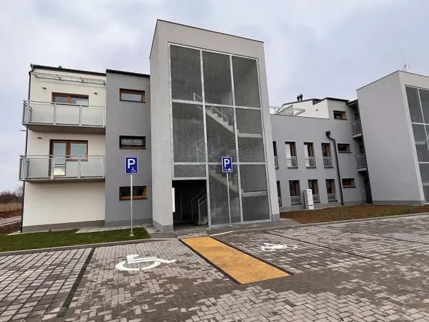 Pronájem bytu 1+kk, Znojmo, Třešňová, 21 m2