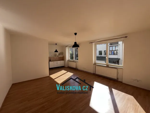 Pronájem bytu 1+kk, Kroměříž, Šafaříkova, 38 m2