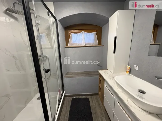 Prodej rodinného domu, Drhovle - Drhovle Zámek, 145 m2