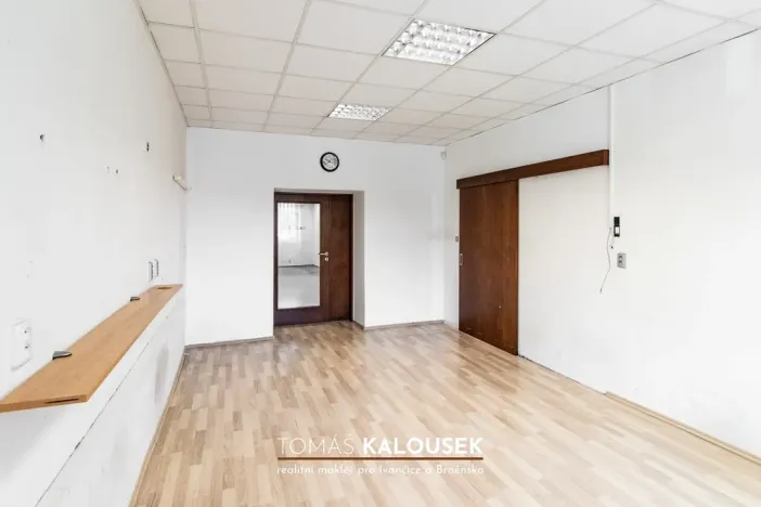 Pronájem obchodního prostoru, Ivančice - Němčice, Ke Karlovu, 129 m2