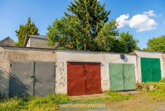 Prodej garáže, Znojmo, Kuchařovická, 19 m2