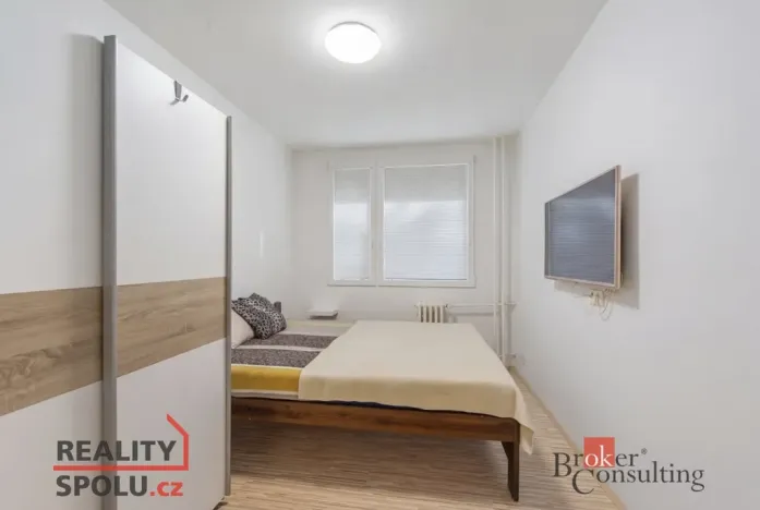 Pronájem bytu 2+kk, Praha - Suchdol, Stehlíkova, 48 m2