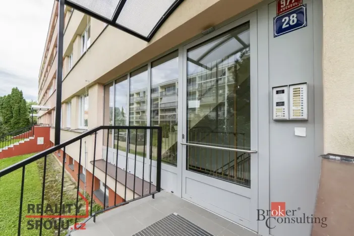 Pronájem bytu 2+kk, Praha - Suchdol, Stehlíkova, 48 m2