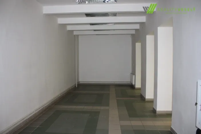 Pronájem obchodního prostoru, Hodonín, nám. 17. listopadu, 535 m2